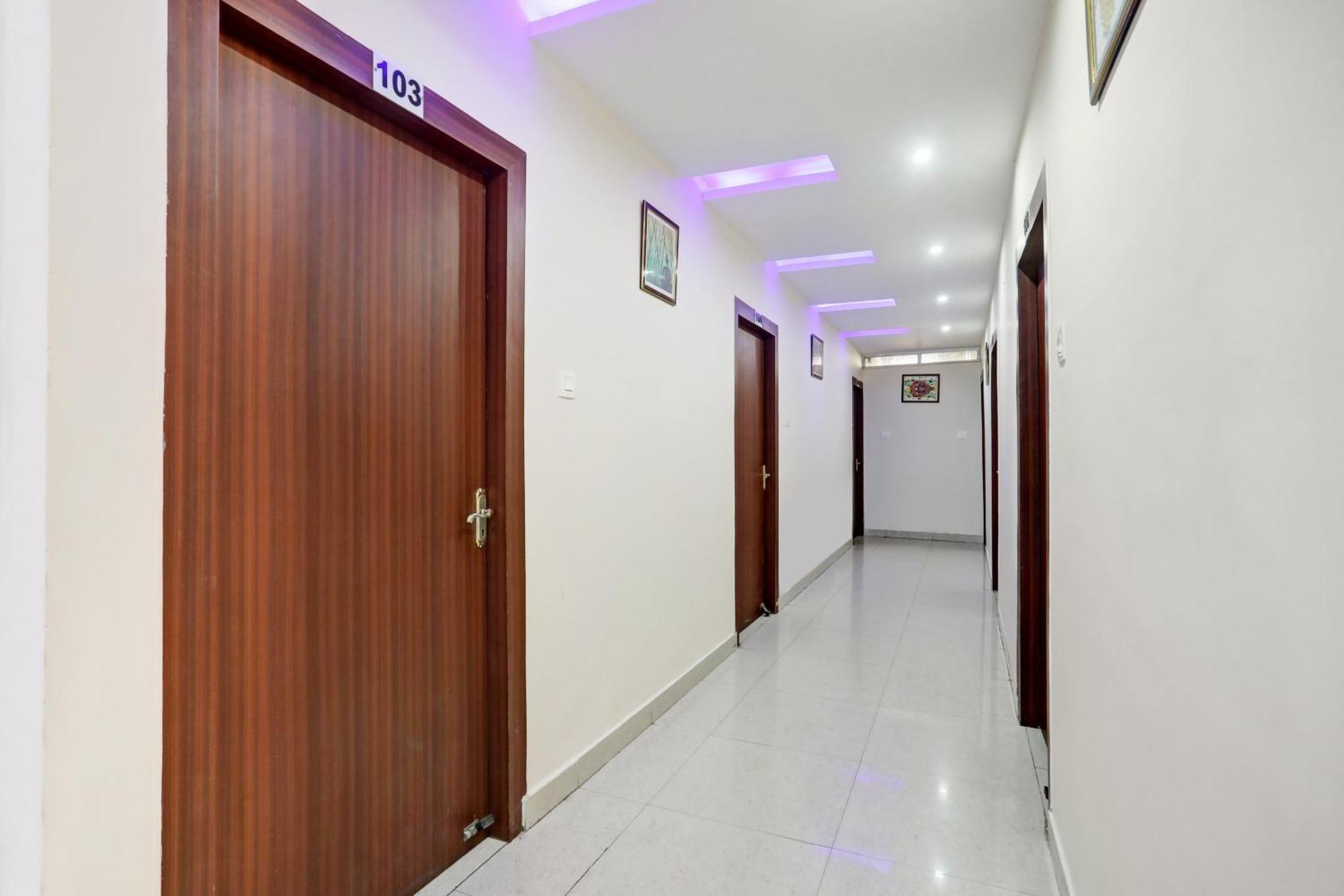 Super Collection O Danapur Near Railway Station Hotel Patna  Exterior photo